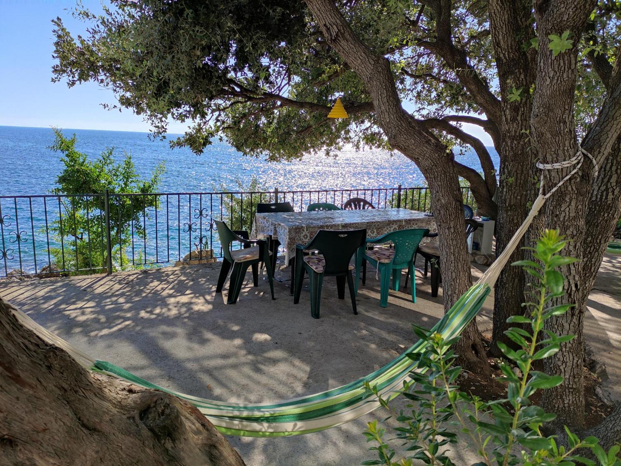 Family Seaside Holm Oak With Private Rocky * Bar
